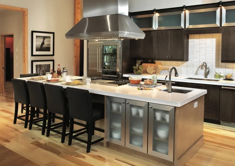 Sang trọng châu Âu cùng bàn đảo bếp phong cách châu âu