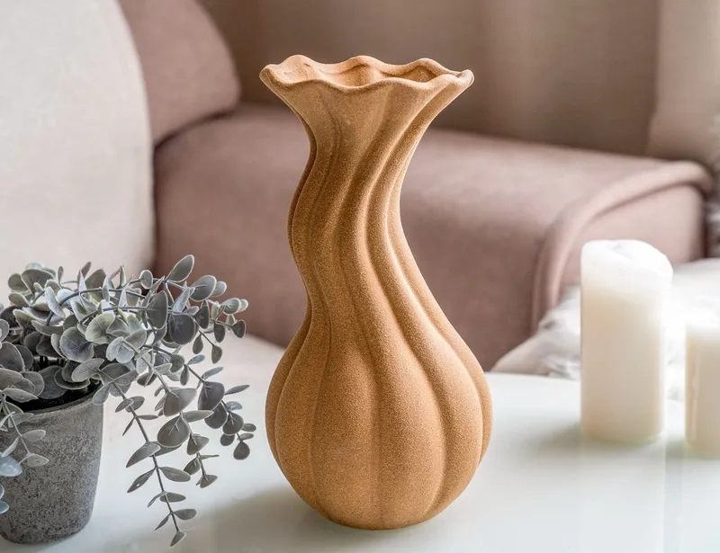 Ảnh bình lọ trang trí bàn ăn điểm nhấn tinh gọn