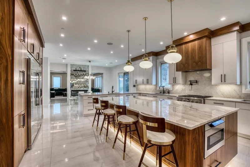 Mẫu đá bàn bếp đẹp màu đen