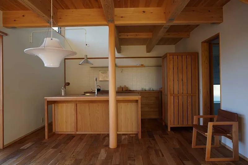 Hoàn hảo cho chung cư với đảo bếp gỗ cho chung cư