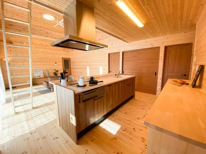 Chiêm ngưỡng hình ảnh đảo bếp gỗ tinh tế và sang trọng