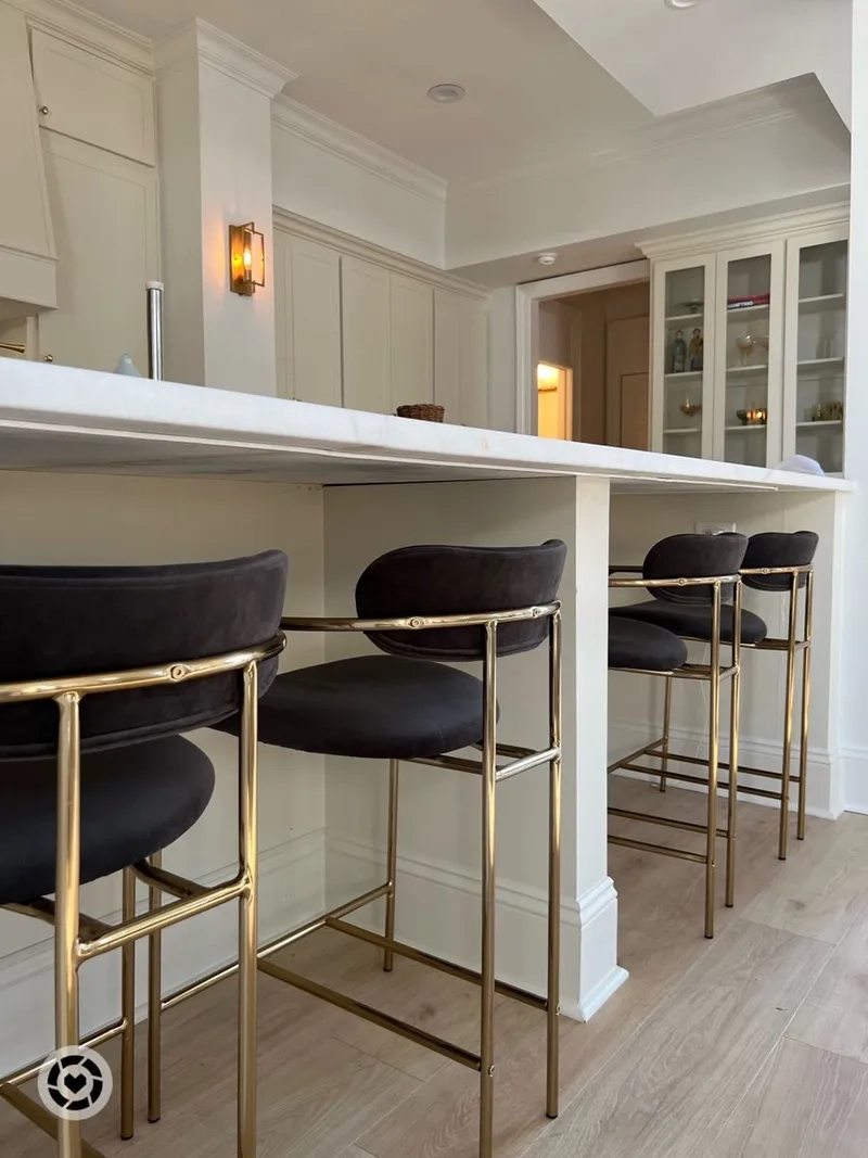 Nâng tầm sang trọng với ghế quầy bar sang trọng