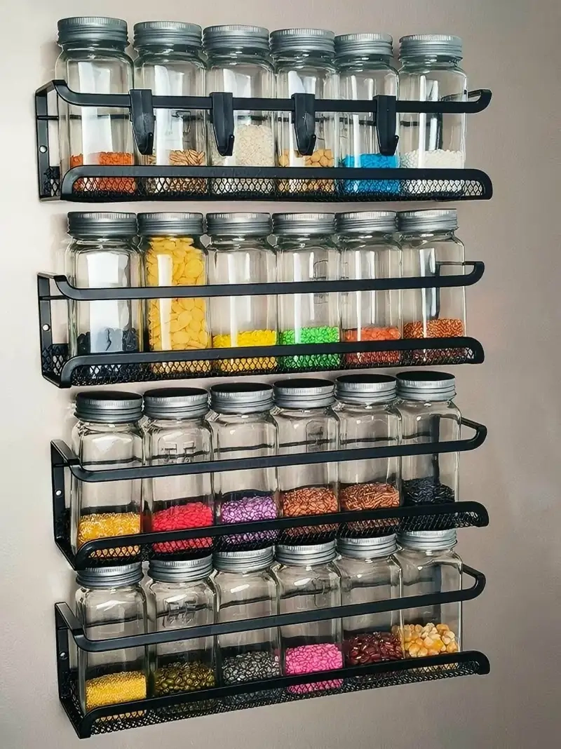 Kệ treo tường đựng gia vị bố trí khoa học