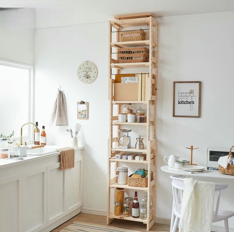 Mẫu kệ gỗ nhà bếp phù hợp nhiều phong cách