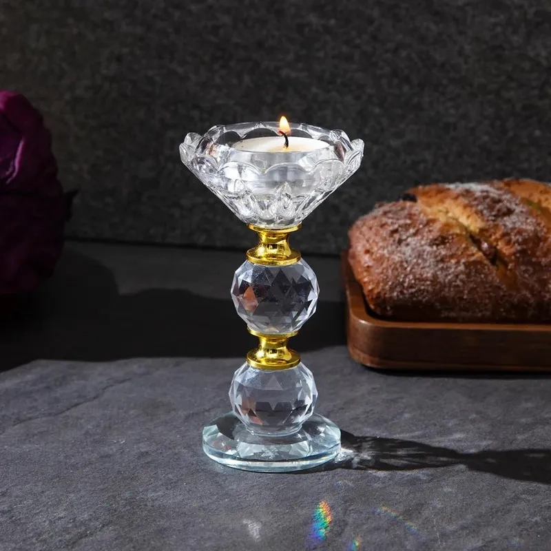 Ảnh khung nến bàn ăn thẩm mỹ với khung nến bàn ăn