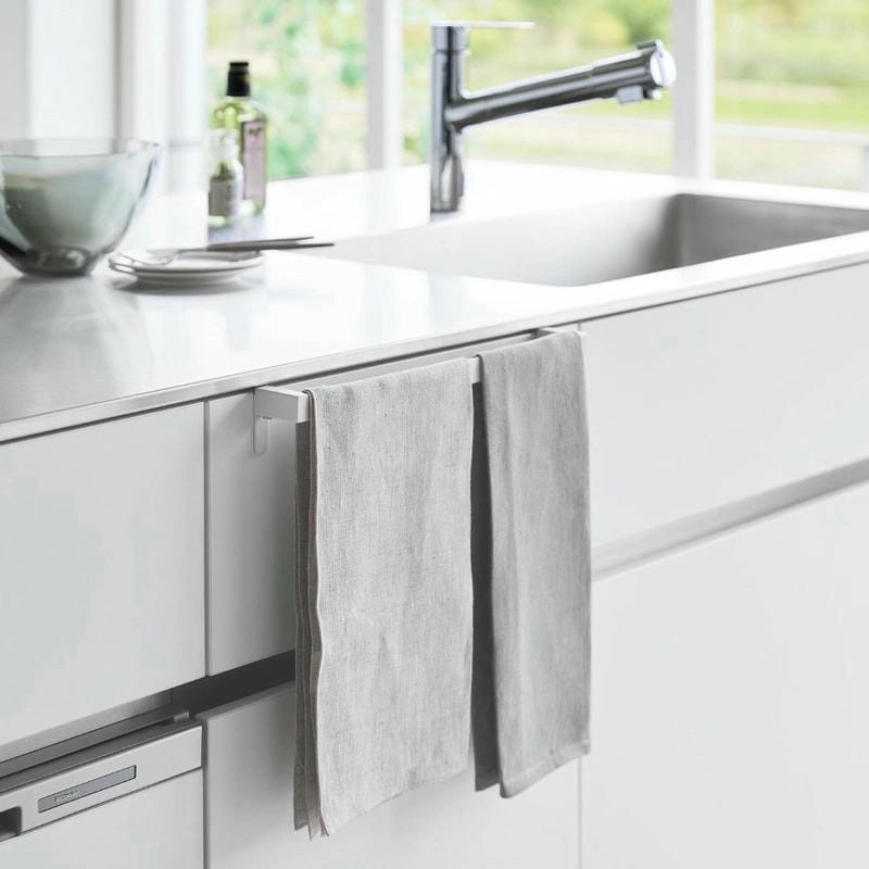 Móc treo nhà bếp giúp đồ dùng luôn trong tầm tay