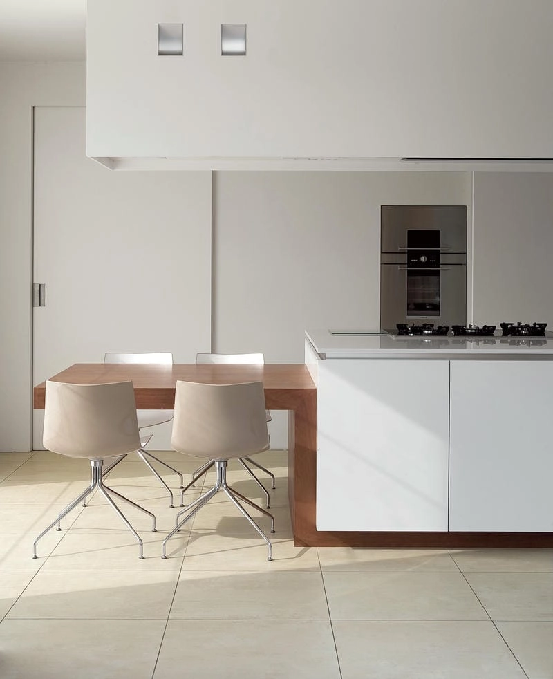 Màu nền bếp quyết định cảm giác rộng hay hẹp