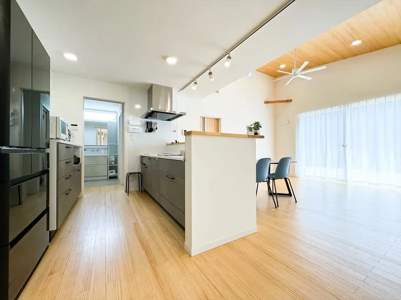 Tổng hợp mẫu sàn nhà bếp đẹp