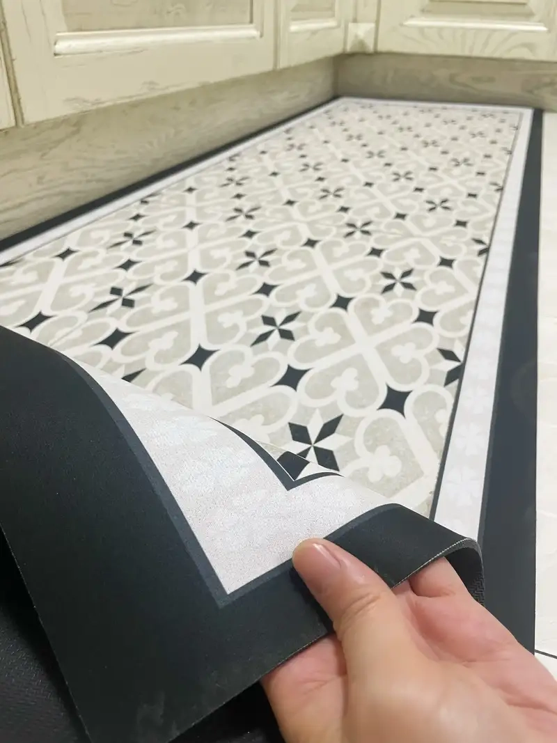 Thảm bếp giá rẻ vẫn đảm bảo công năng