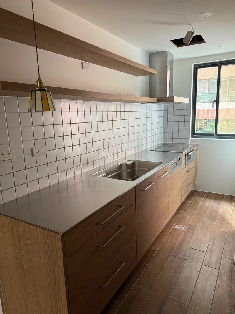 Lựa chọn kinh tế tủ bếp chữ i giá rẻ