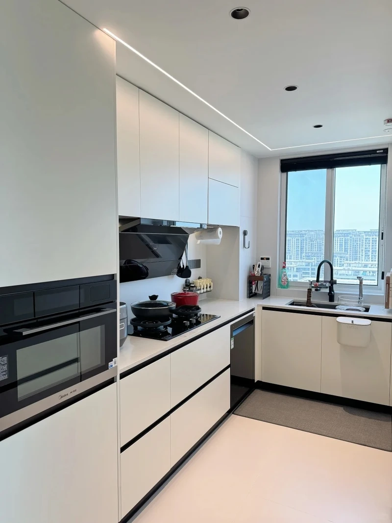 Nâng tầm sinh hoạt tủ bếp chữ L thông minh