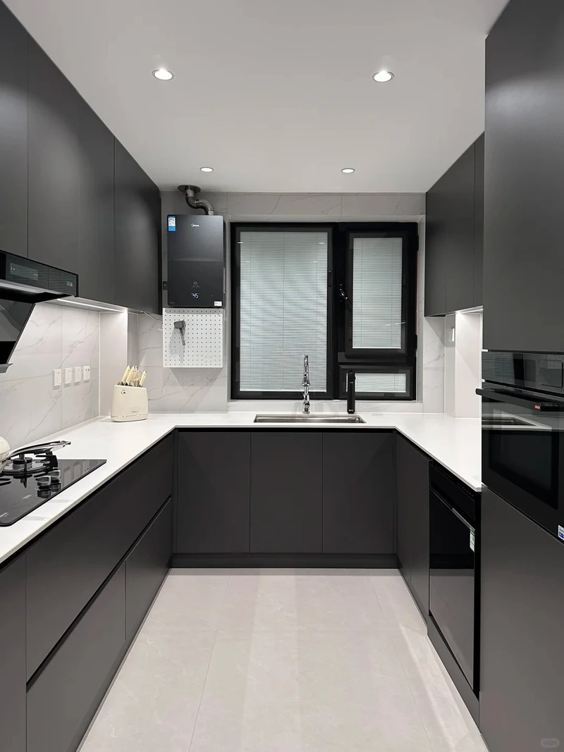 Trải nghiệm trọn vẹn tủ bếp chữ U tiện nghi