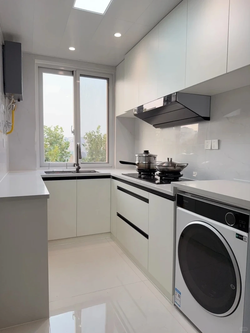 Khẳng định đẳng cấp tủ bếp chữ U biệt thự