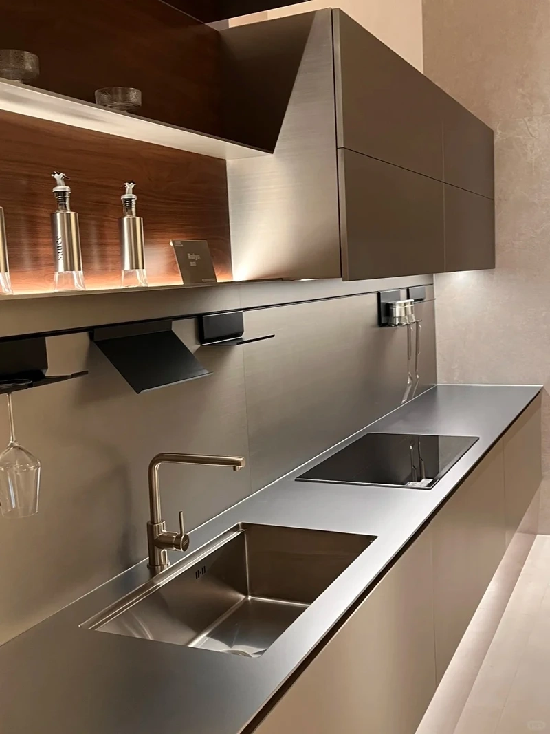 Khả năng vượt trội của tủ bếp inox chịu nước