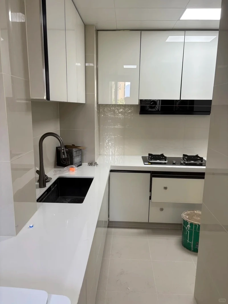 Xu hướng mới của tủ bếp màu trắng phong cách hiện đại