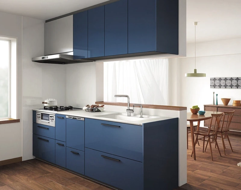 Gu thẩm mỹ cao từ tủ bếp màu xanh sang trọng