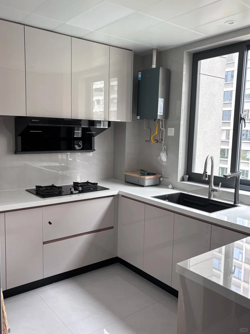 Tiết kiệm chi phí nhờ tủ bếp nhựa giá rẻ