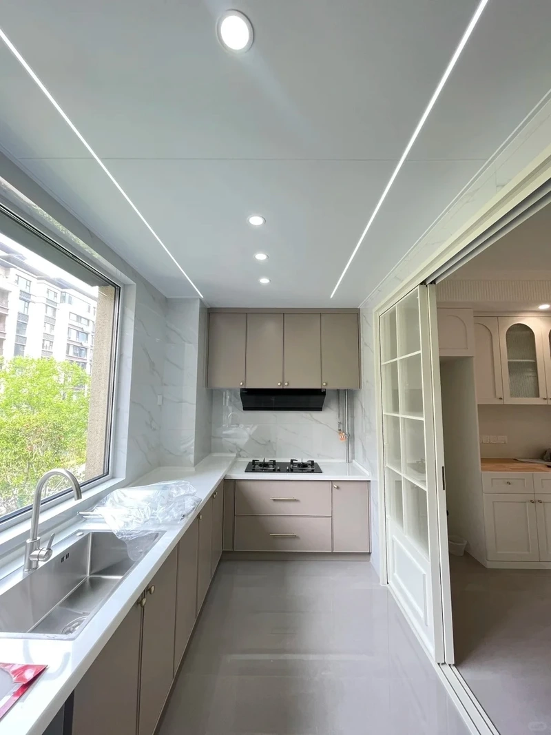 Tối ưu diện tích nhờ tủ bếp nhựa nhỏ gọn