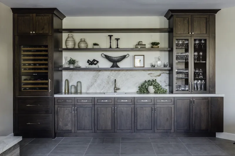 Ảnh tủ rượu phòng ăn cao cấp nâng tầm tủ rượu phòng ăn sang trọng