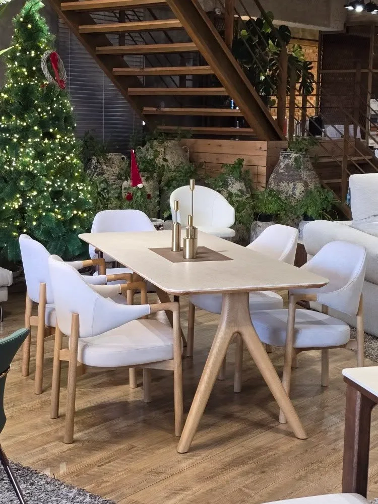 Bàn ăn gỗ sồi nga chân gỗ phong cách công nghiệp