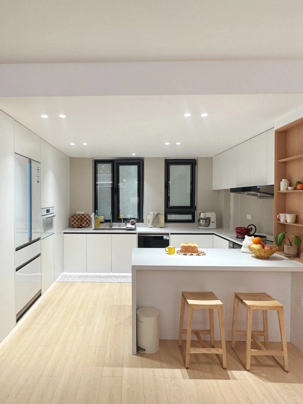 Mẫu bàn đảo bếp mặt đá Marble tự nhiên cao cấp