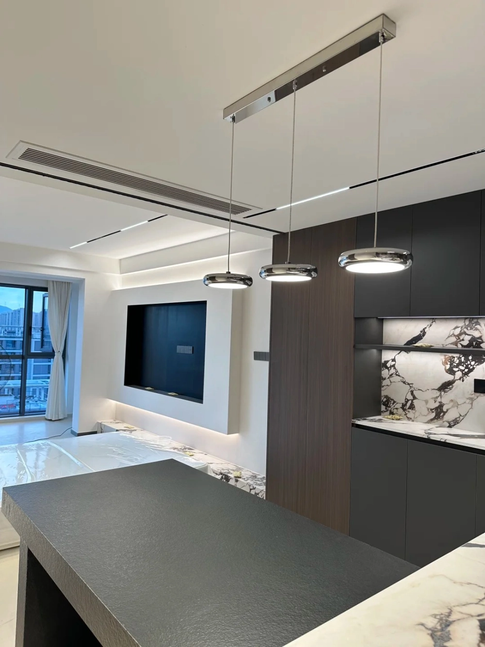 Đèn thả bàn ăn hiện đại điều chỉnh được độ cao linh hoạt