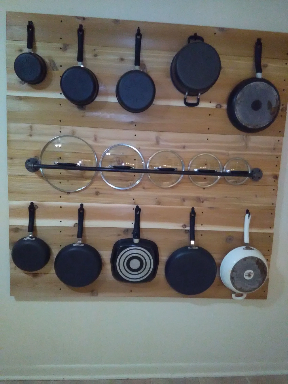 Phụ kiện tủ bếp dưới đựng nồi chảo inox 304