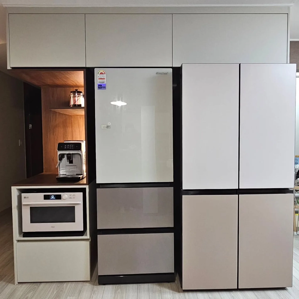 Tủ bếp kịch trần giúp tăng không gian lưu trữ đồ dùng nhà bếp